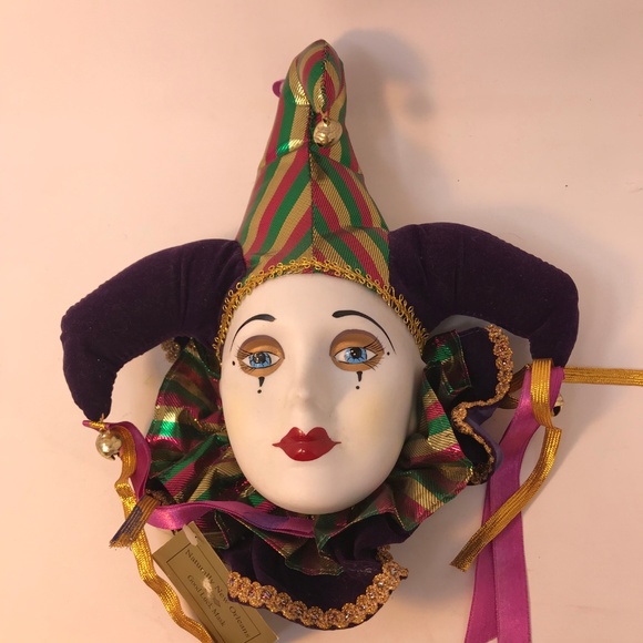 Add Festive Charm to Your Home with a New Orleans Style Mardi Gras Wall Hanging - Picture 2 of 4